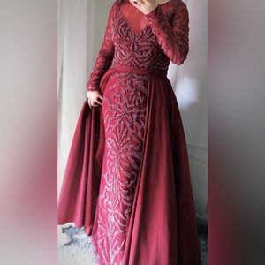 Elegant Burgundy Evening Gown